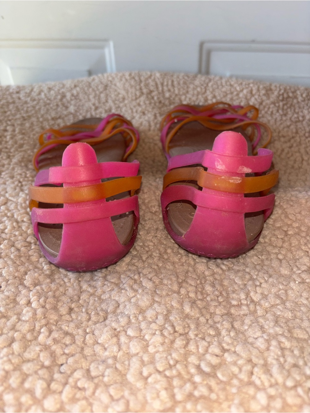 Crocs pink/orange Isabella strappy sandals size 11 *Flaw* - Picture 6 of 7
